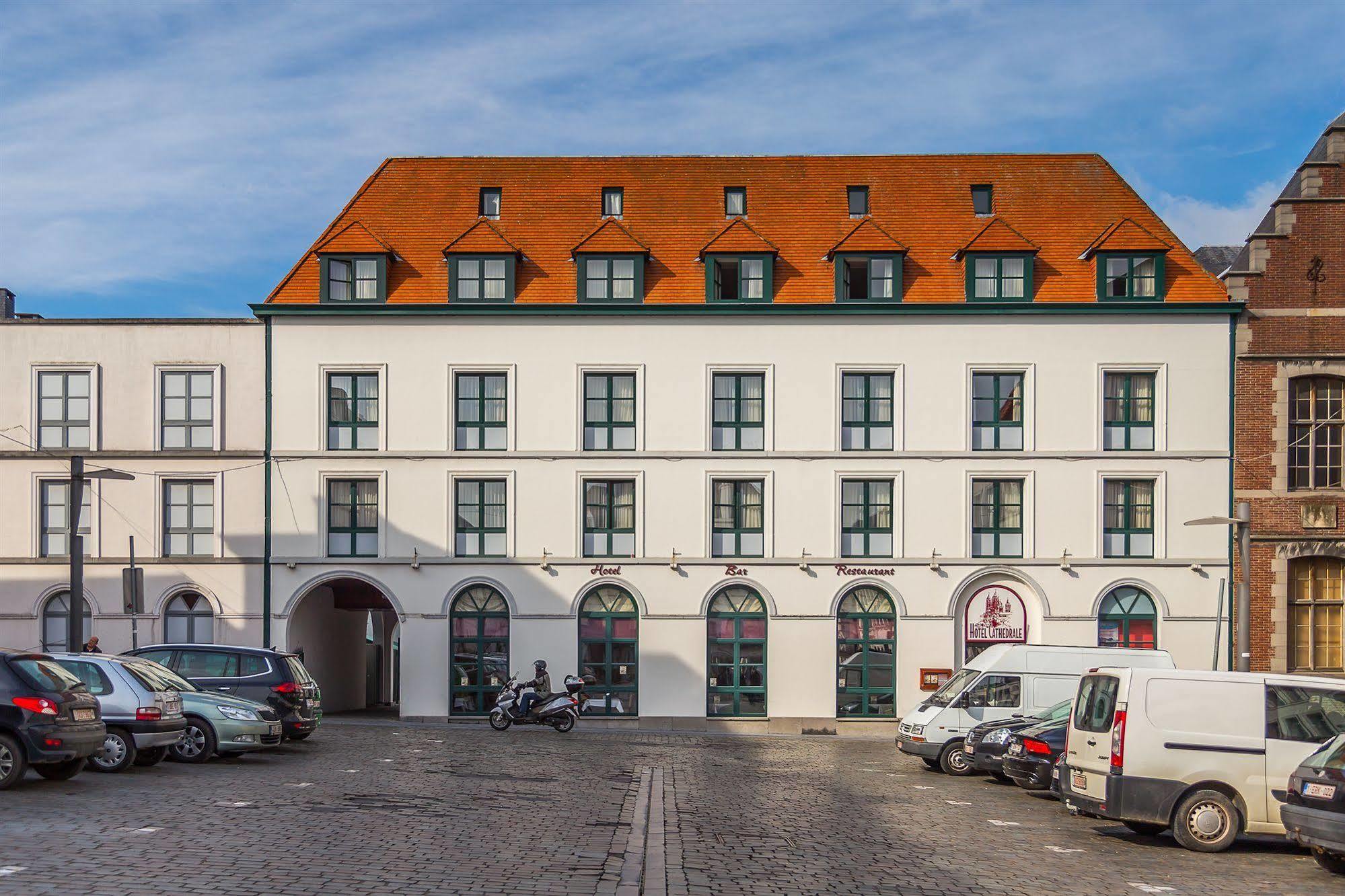 Cathedrale Hotel 3*